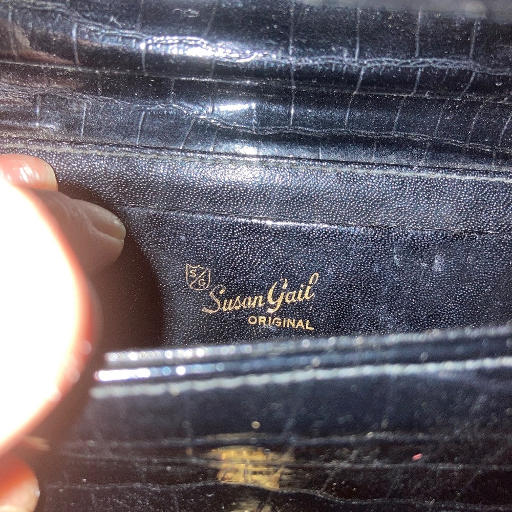 Vintage Susan Gail Patent Clutch Purse in Black, Mini, Croc Embossed - Picture 5 of 10